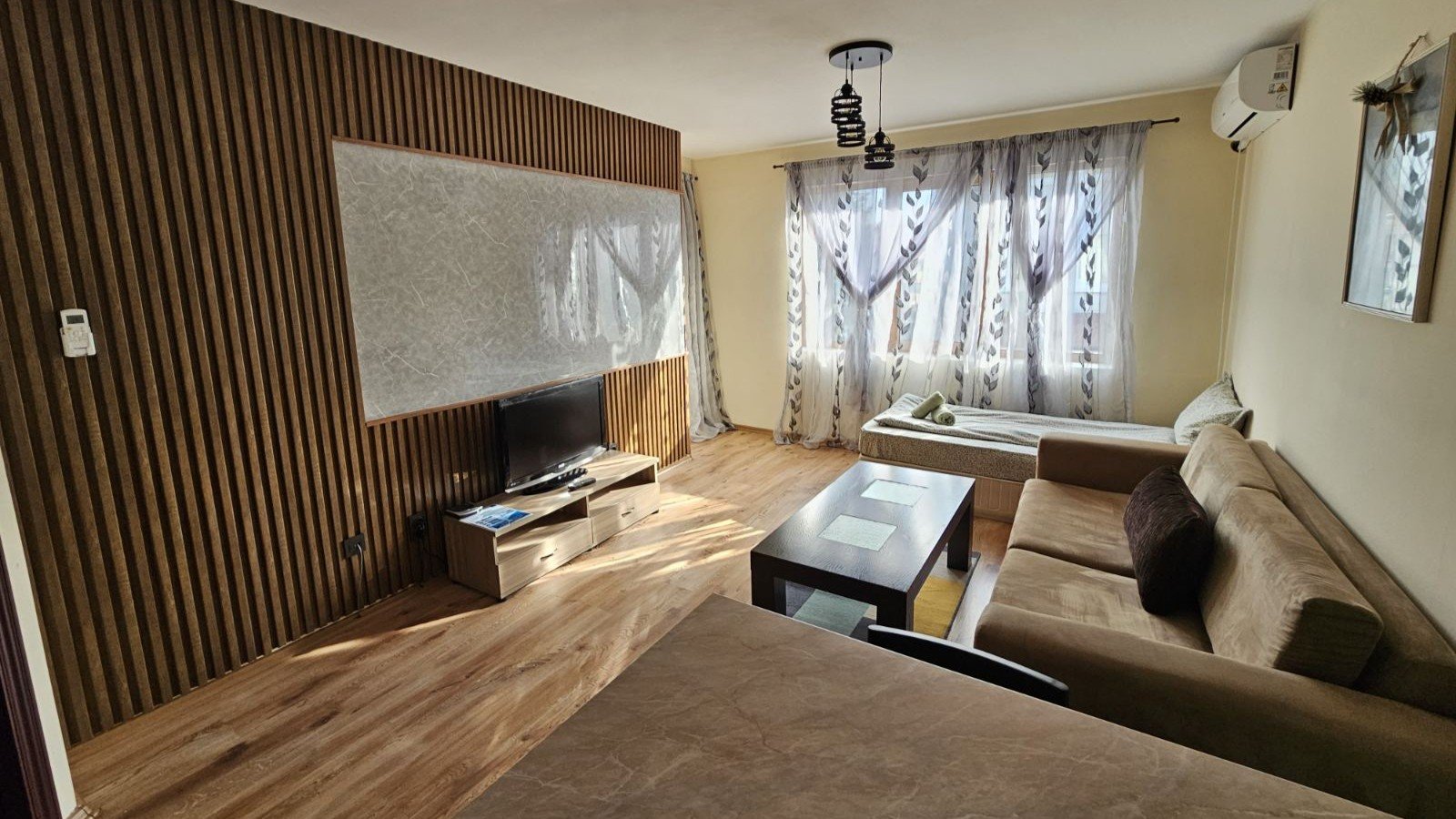 One-Bedroom Apt. (Plus)